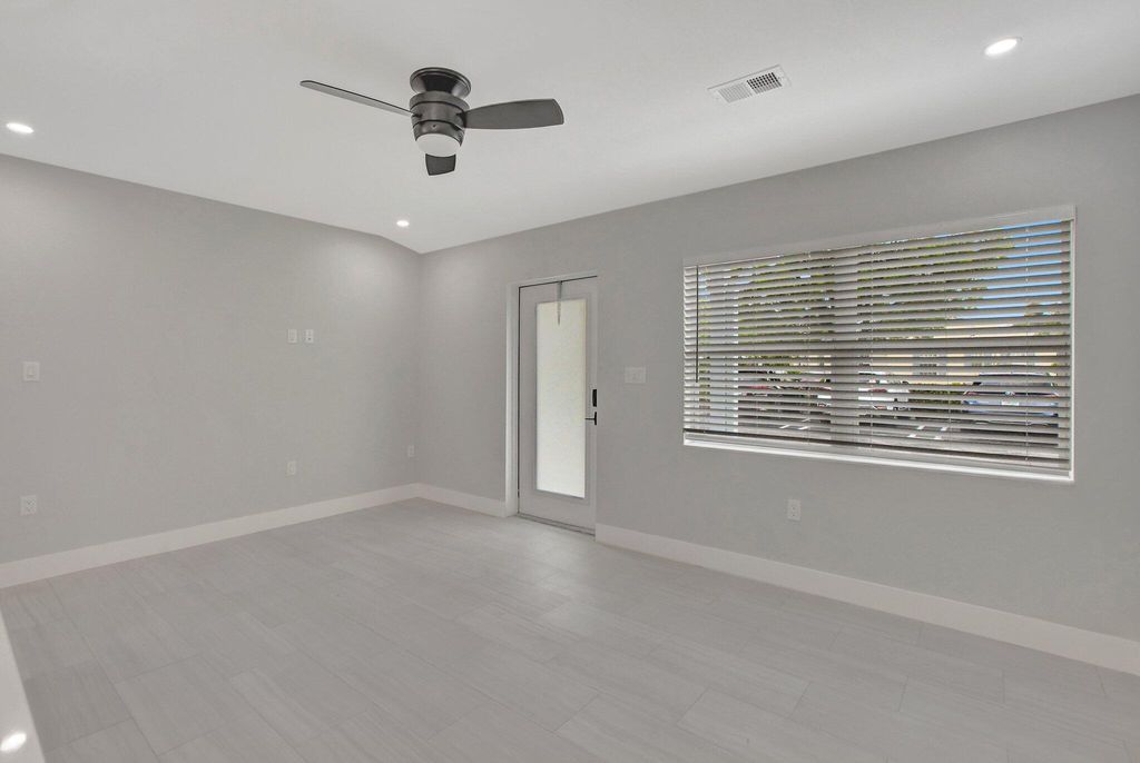 Photo of 249 Royal Court, Delray Beach, FL 33444 (MLS # R10988255)