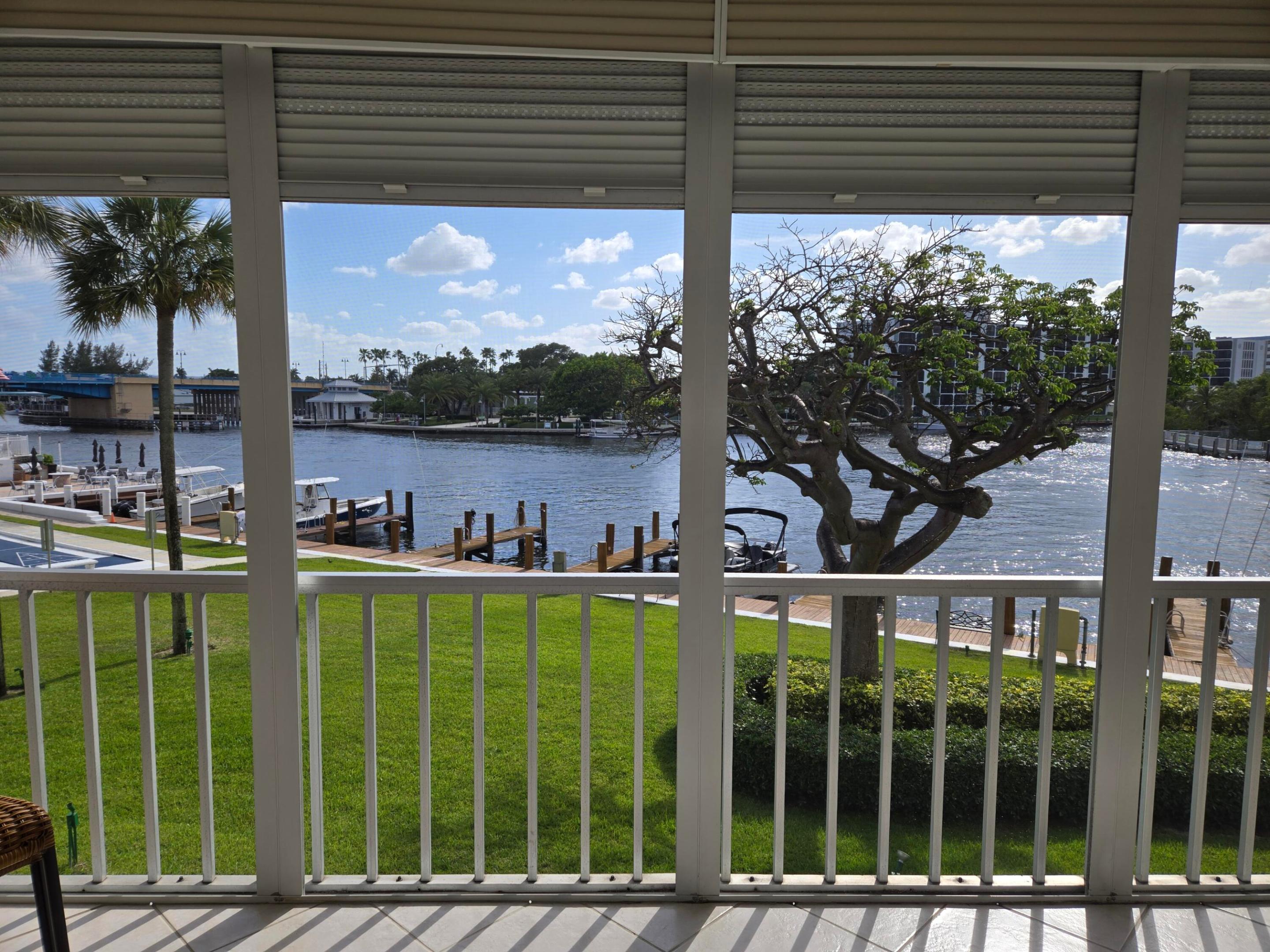 PENTHOUSE NORTH CONDO - Residential