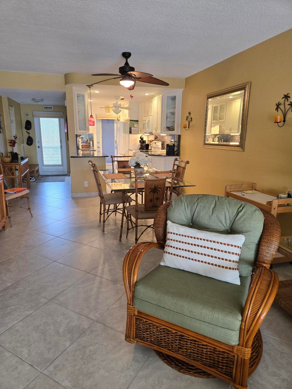 Photo of 105 NE 19th Avenue, Deerfield Beach, FL 33441 (MLS # B26016058)