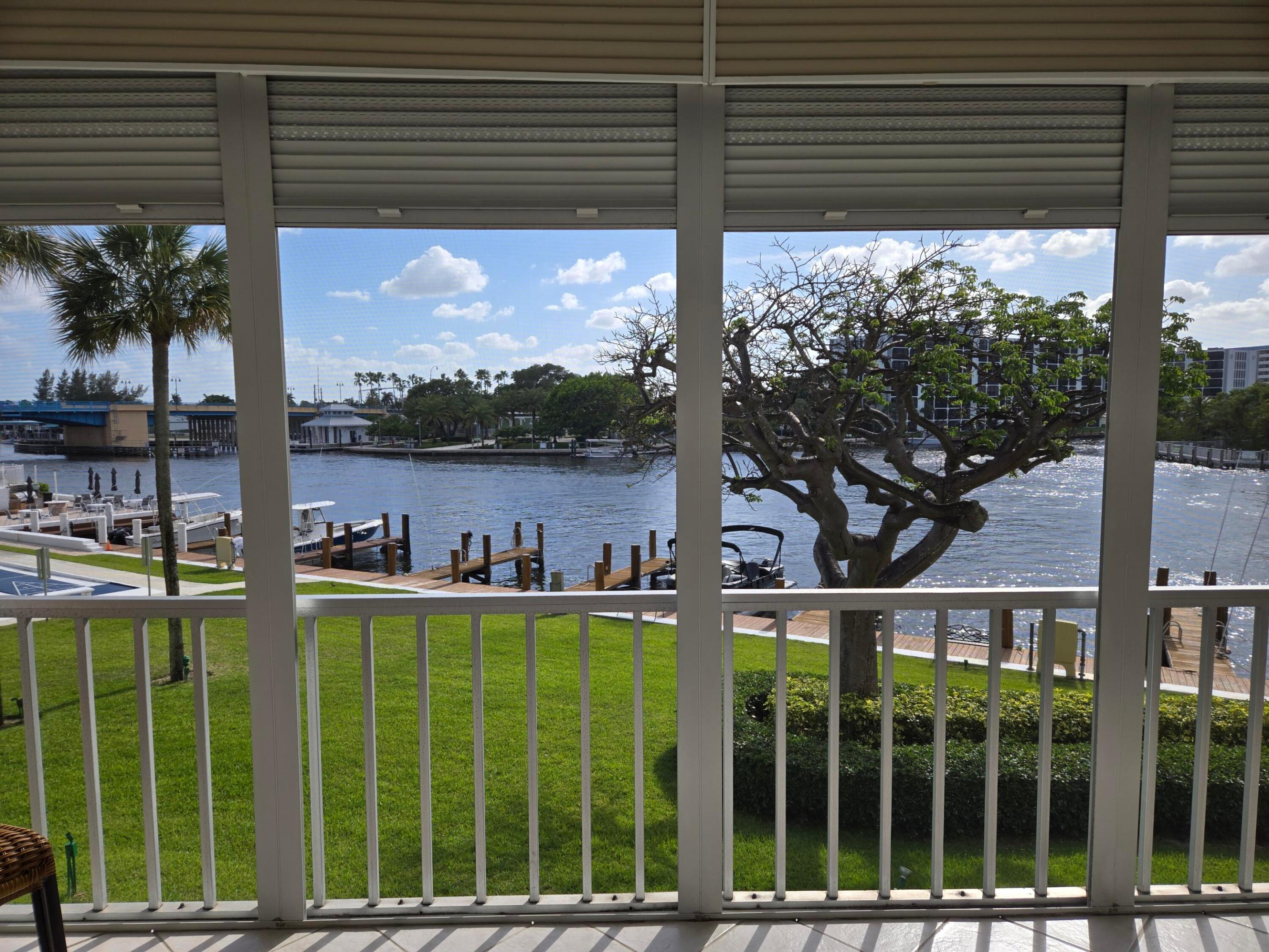 PENTHOUSE NORTH CONDO - Residential