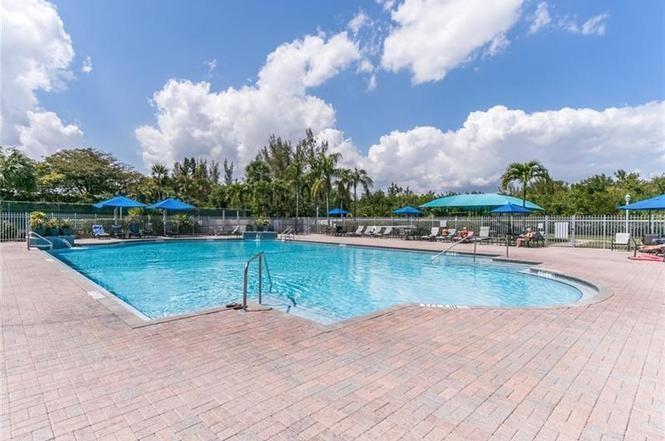 WEST LAKE VILLAGE PLAT - Residential