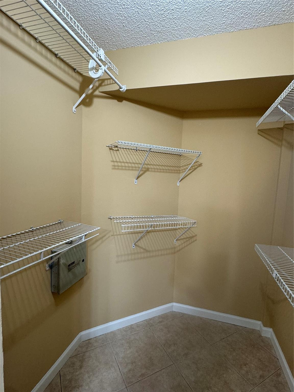 LAKES OF JACARANDA CONDO - Residential Lease