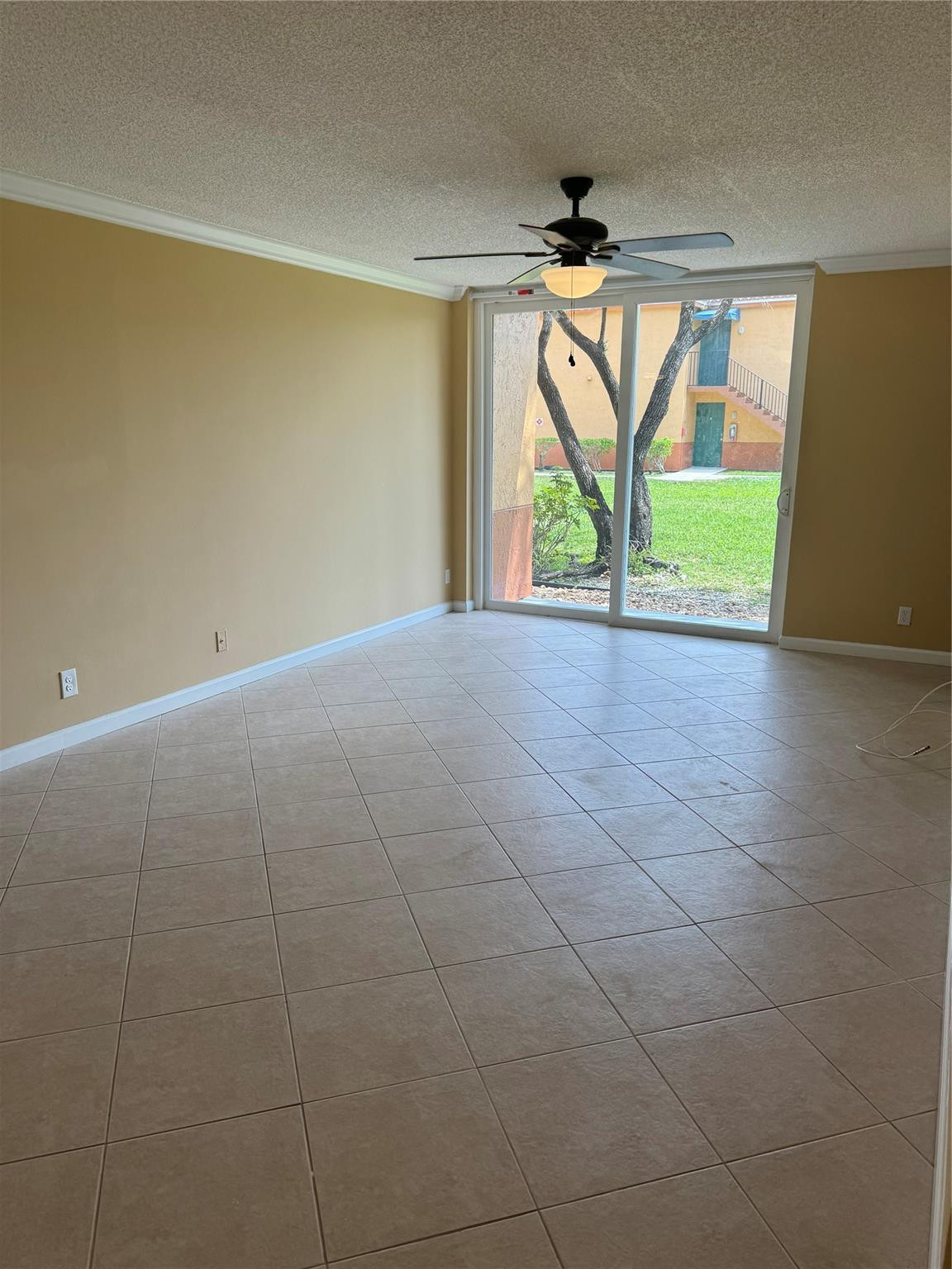 LAKES OF JACARANDA CONDO - Residential Lease