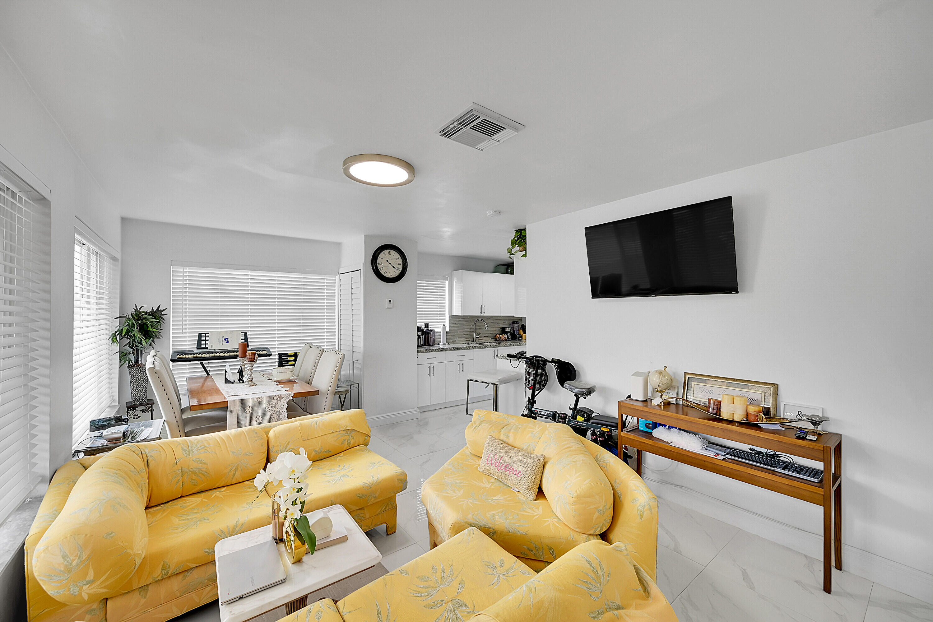 1224 W 31st