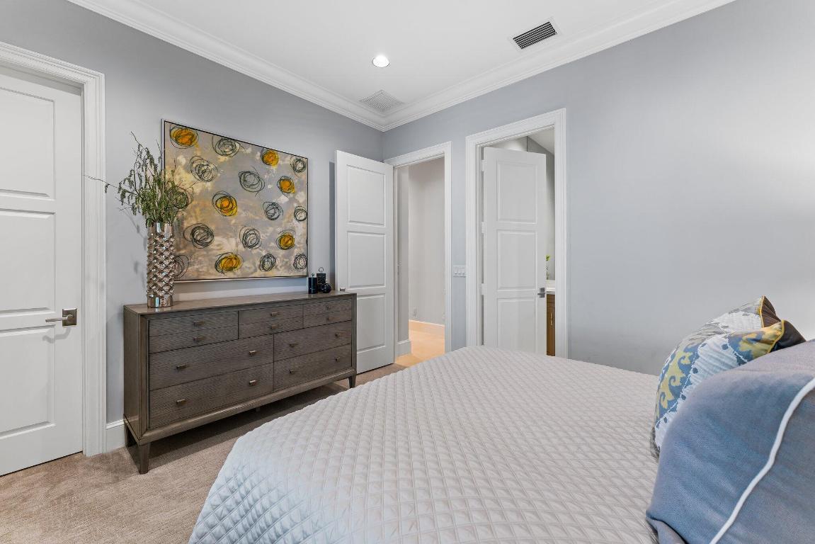 OLD PALM - Residential