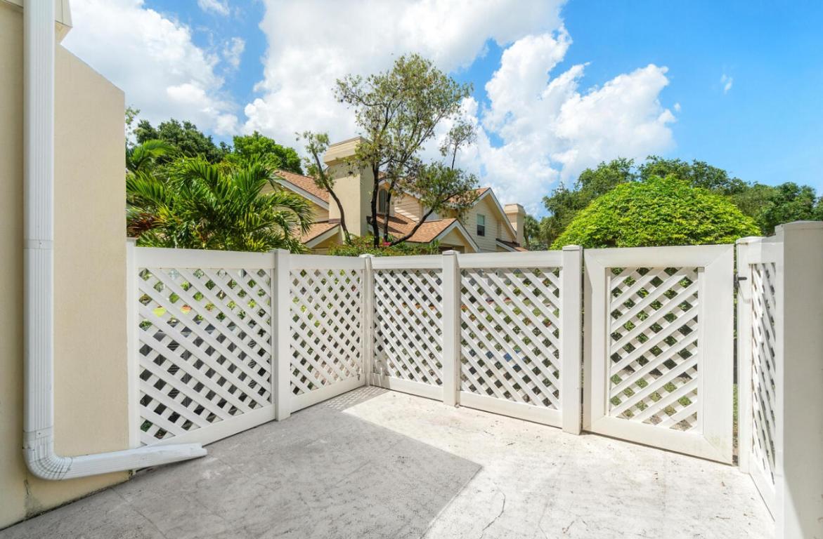 WELLESLEY AT LAKE CLARKE SHORES - Residential