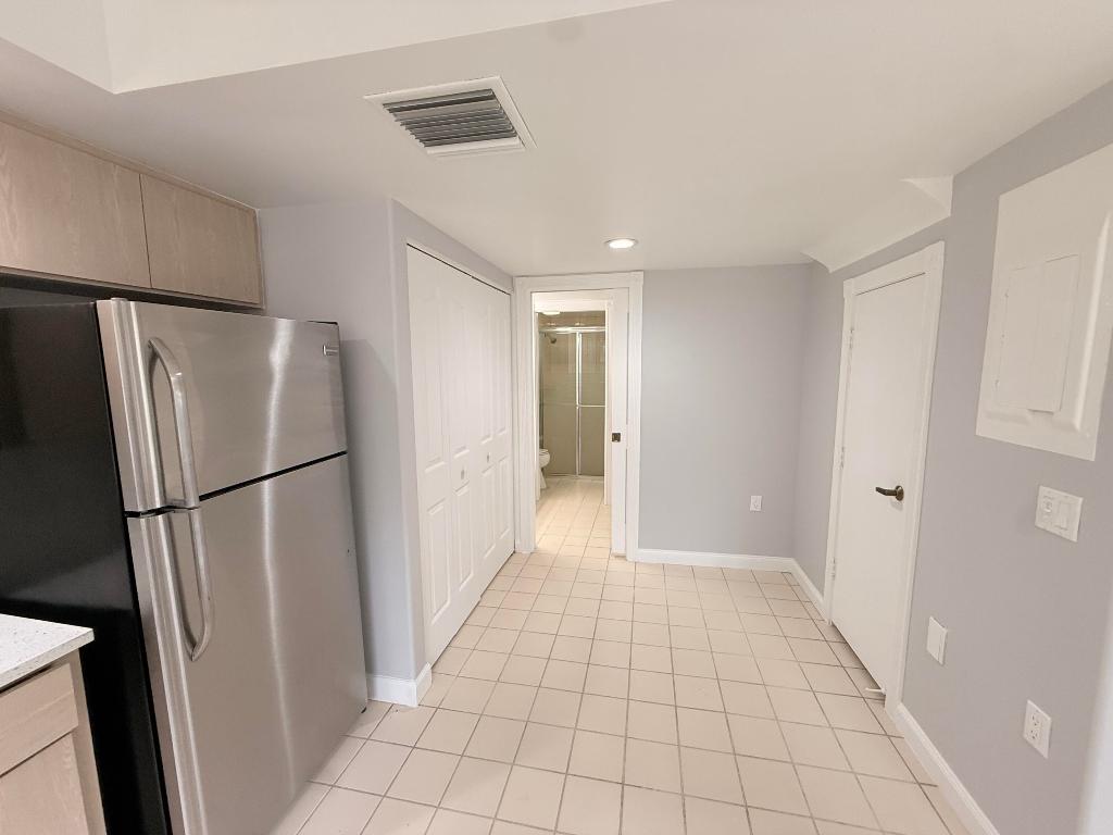 WELLESLEY AT LAKE CLARKE SHORES - Residential