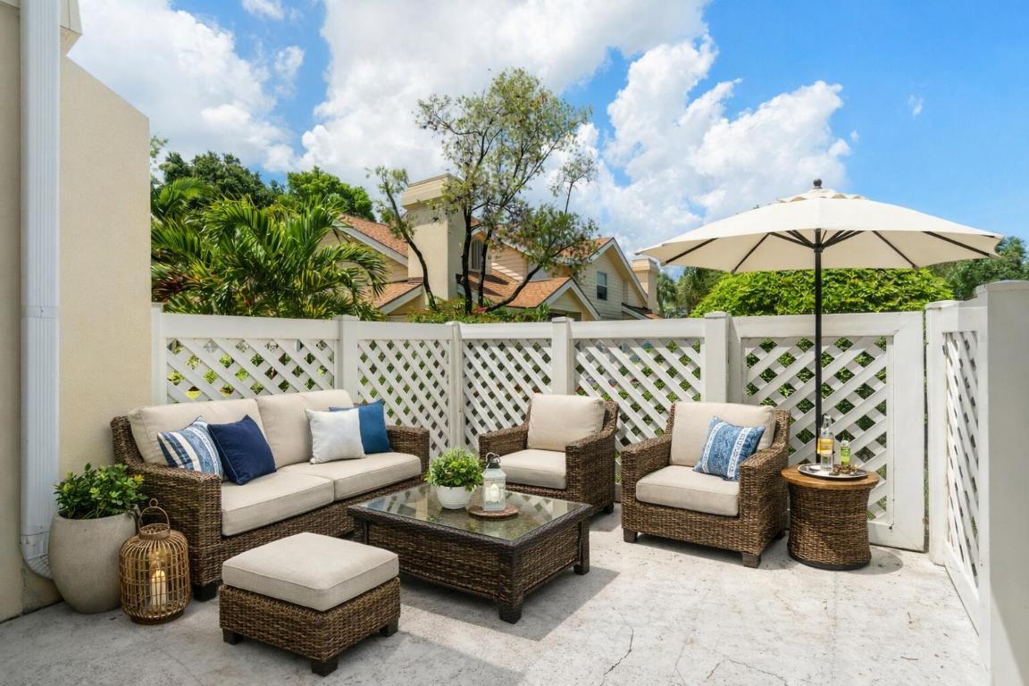 WELLESLEY AT LAKE CLARKE SHORES - Residential