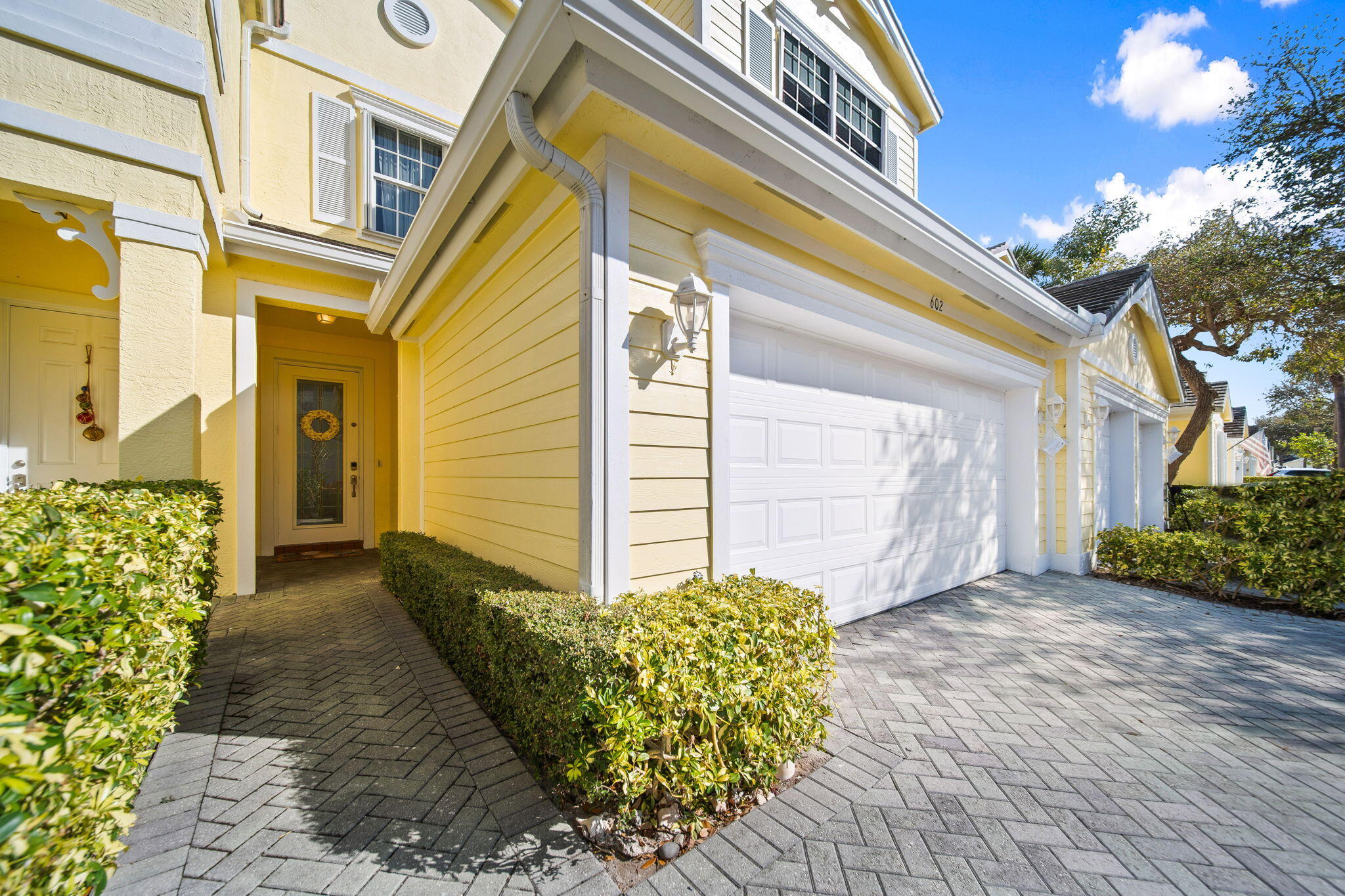 MARINER BAY - Residential