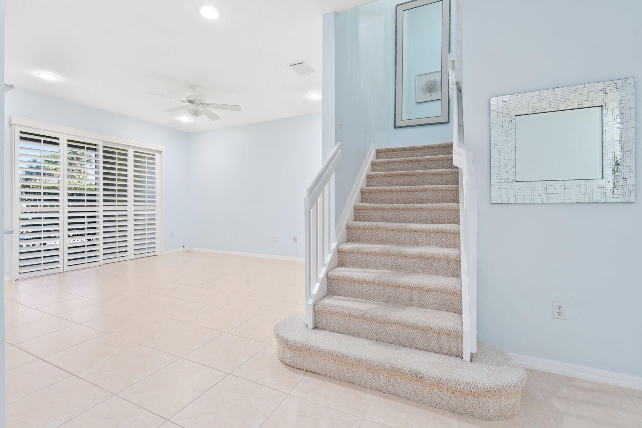 MARINER BAY - Residential