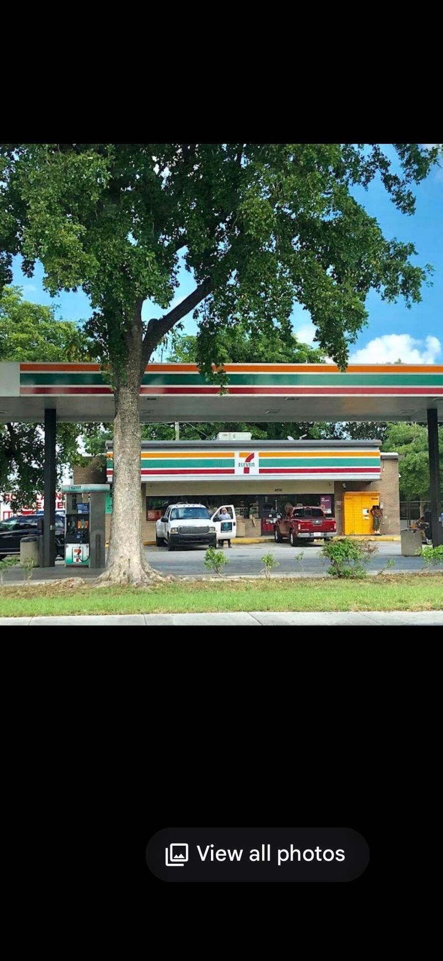 High-volume 7-Eleven franchise with gas station now available. Generating over $135,000/month in grocery sales, this location offers strong and consistent cash flow. Sale includes franchise rights, equipment, and goodwill. Asking $225,000 including franchise fee. Excellent opportunity for owner-operator or investor.