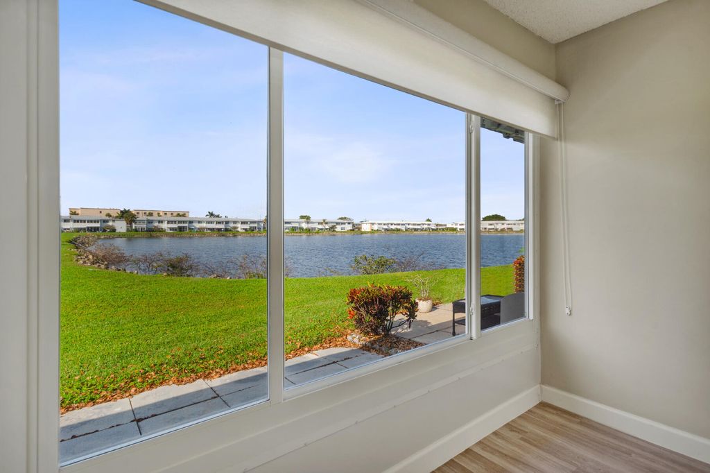 Photo of 101 Leisure Lake Circle #105, Boynton Beach, FL 33426 (MLS # R10948735)