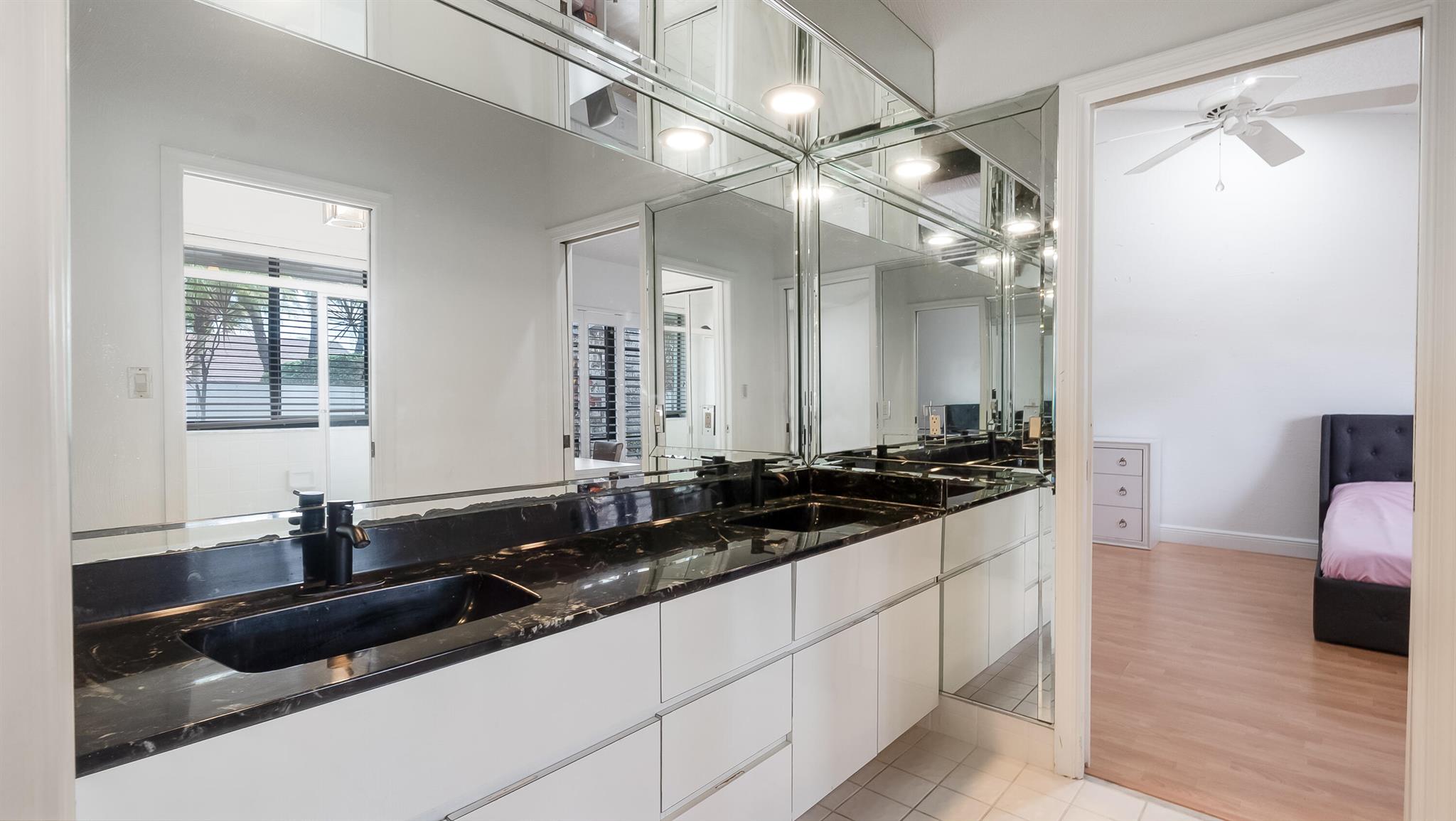 BOCA WOODS COUNTRY CLUB P - Residential