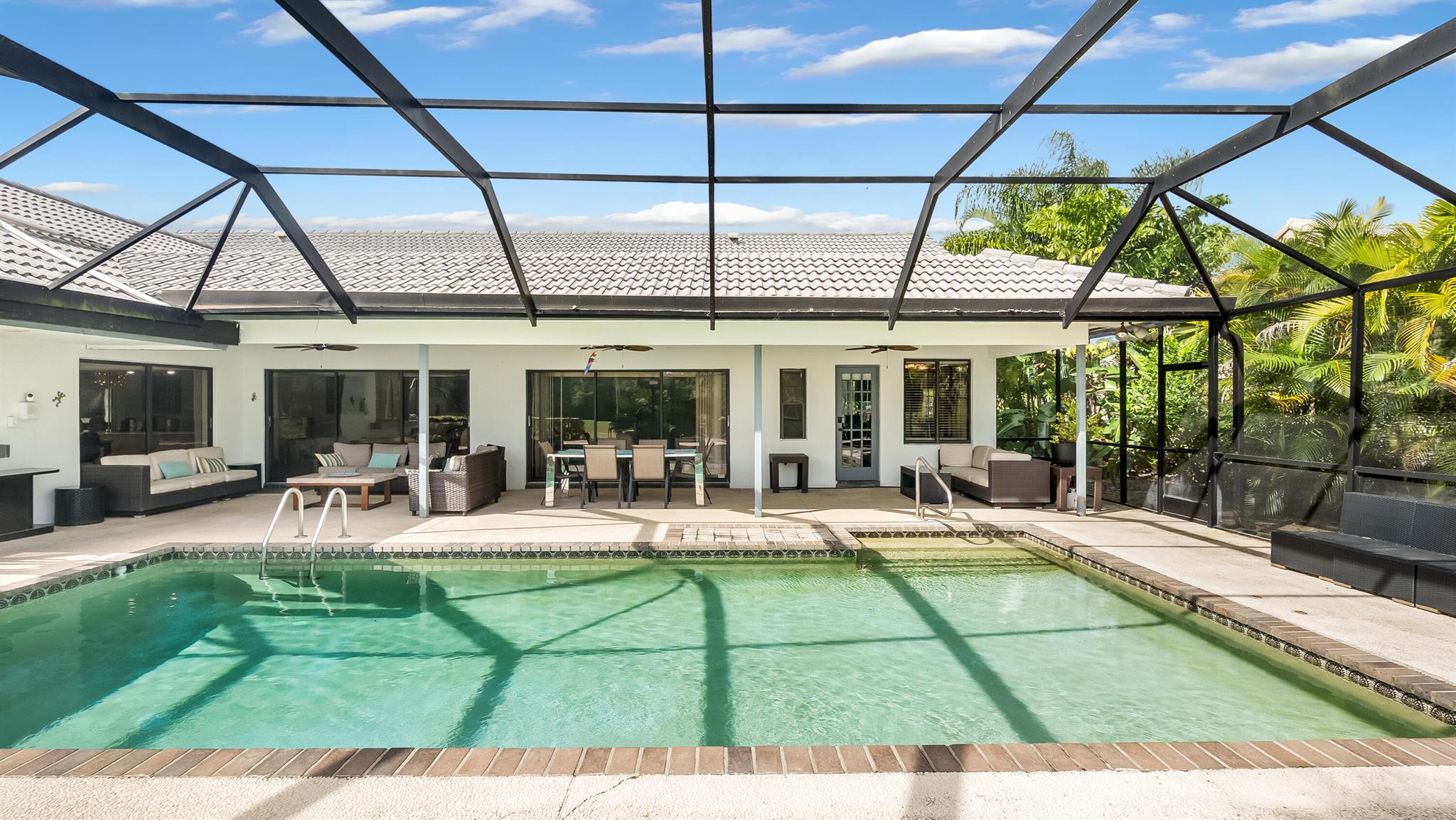 BOCA WOODS COUNTRY CLUB P - Residential