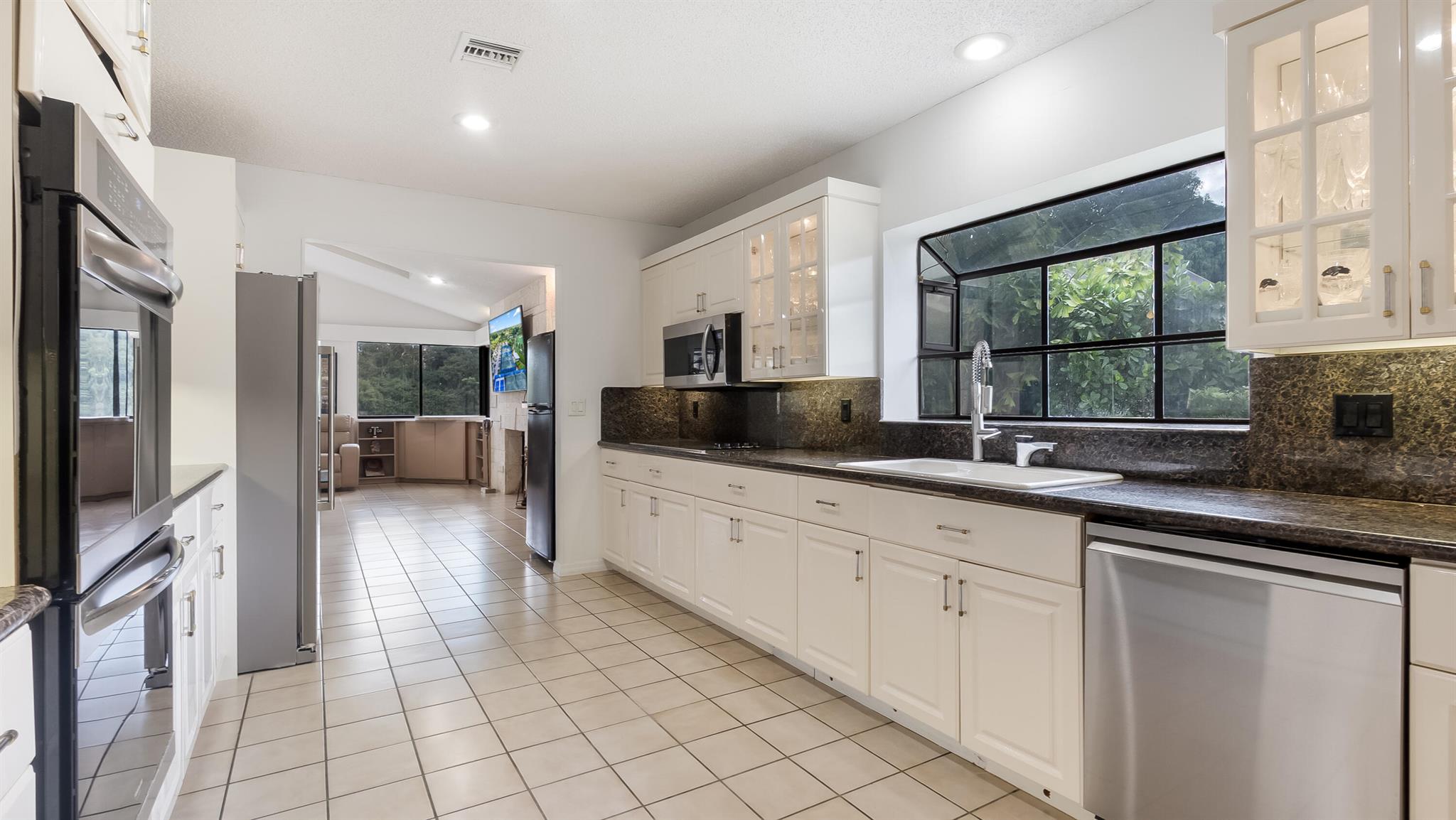 BOCA WOODS COUNTRY CLUB P - Residential