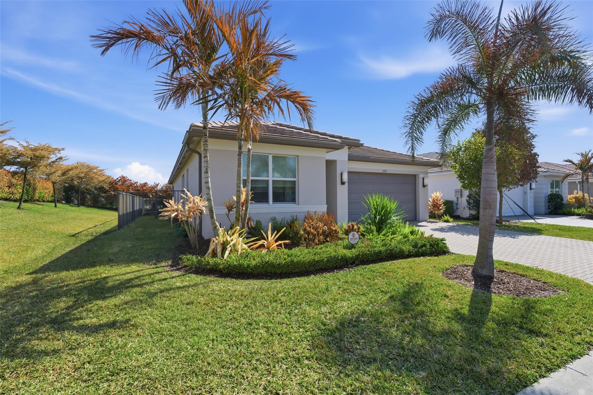 Valencia Grove - Residential