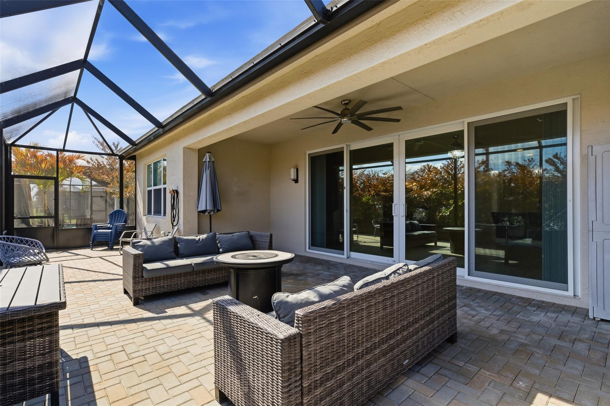 Valencia Grove - Residential