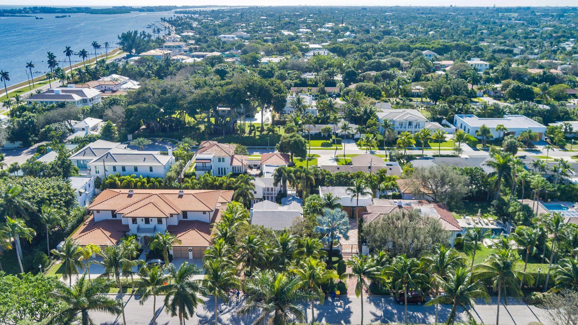 LAKEWOOD - Residential