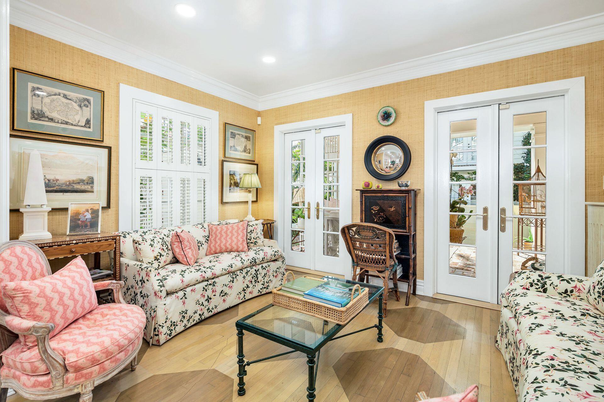 LAKEWOOD - Residential