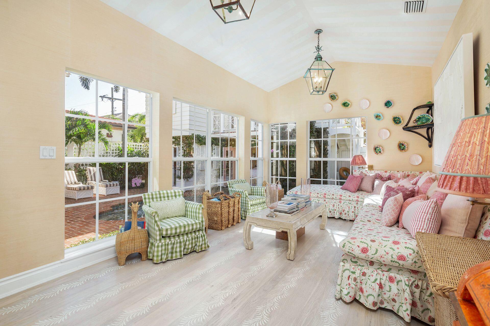 LAKEWOOD - Residential