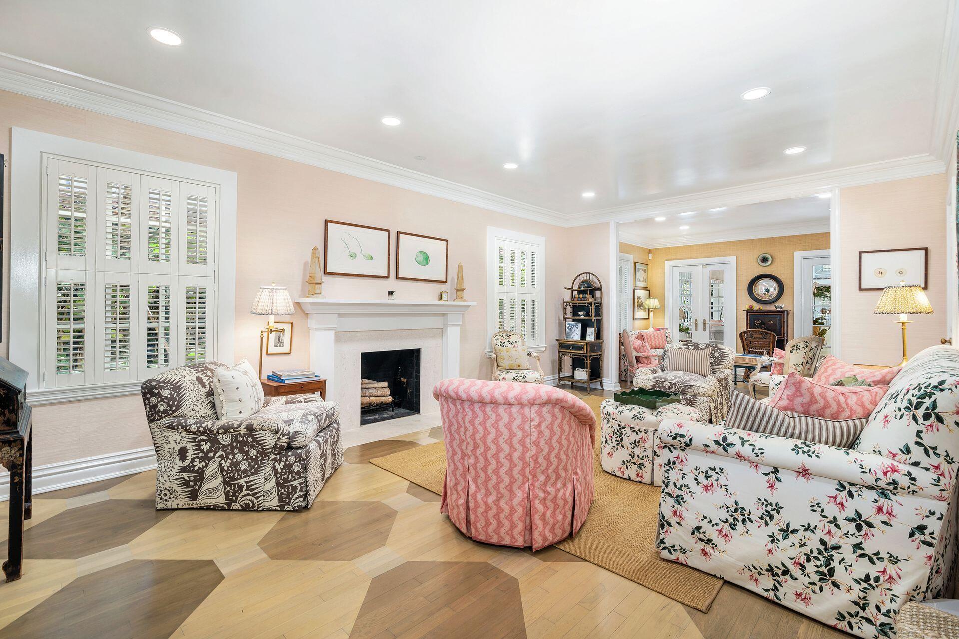 LAKEWOOD - Residential