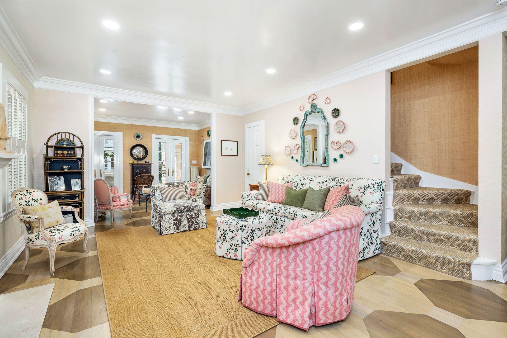 LAKEWOOD - Residential