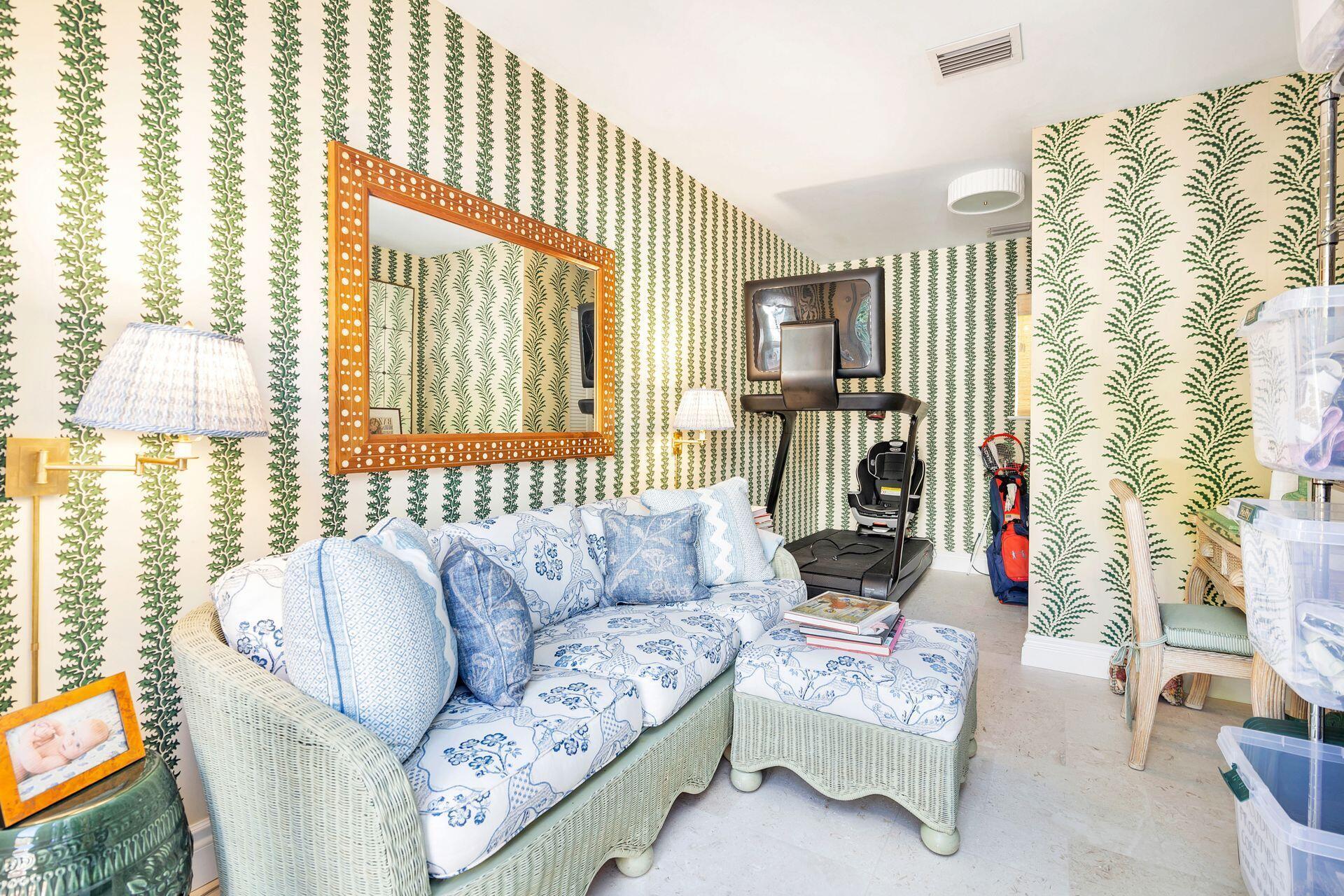 LAKEWOOD - Residential