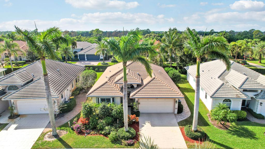 Photo of 7982 SE Hempstead Circle, Hobe Sound, FL 33455 (MLS # R11142885)