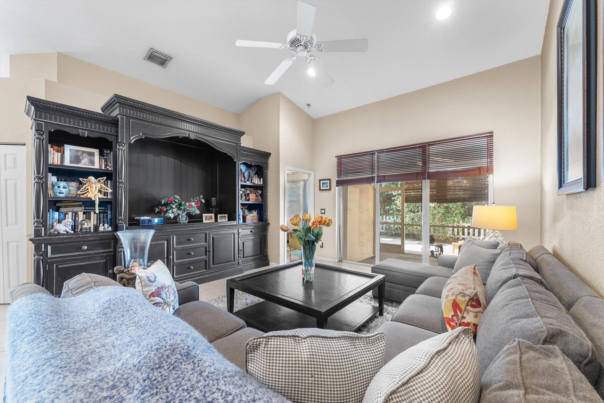 CORAL TRACE - Residential