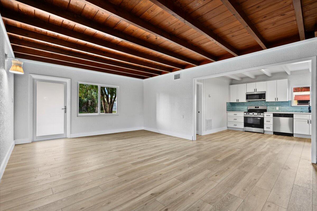 INDIAN RIVER ESTATES UNIT - Residential