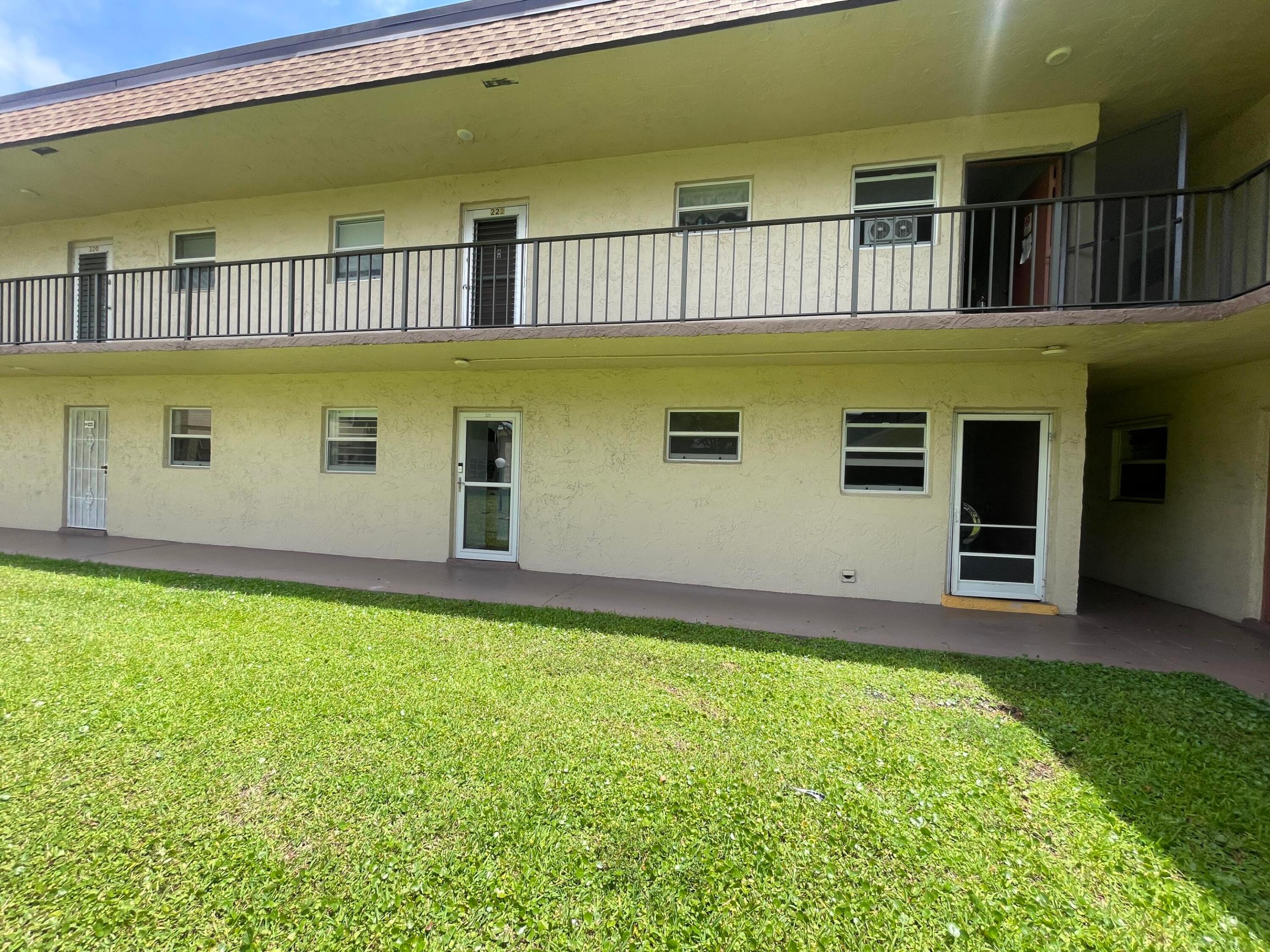 LAKESIDE VILLAGE CONDO 6 - Residential