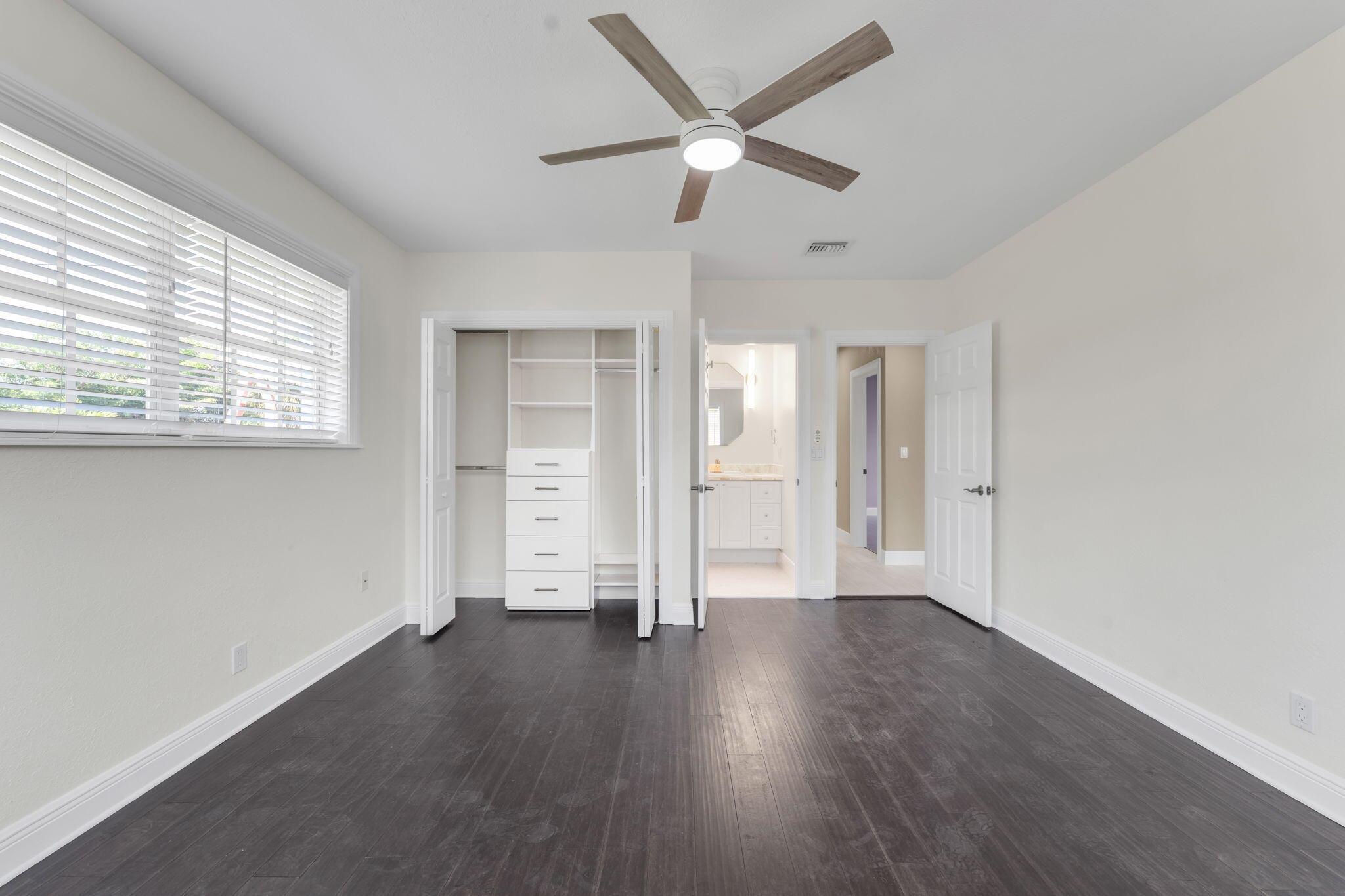 HILLSBORO ISLES - Residential