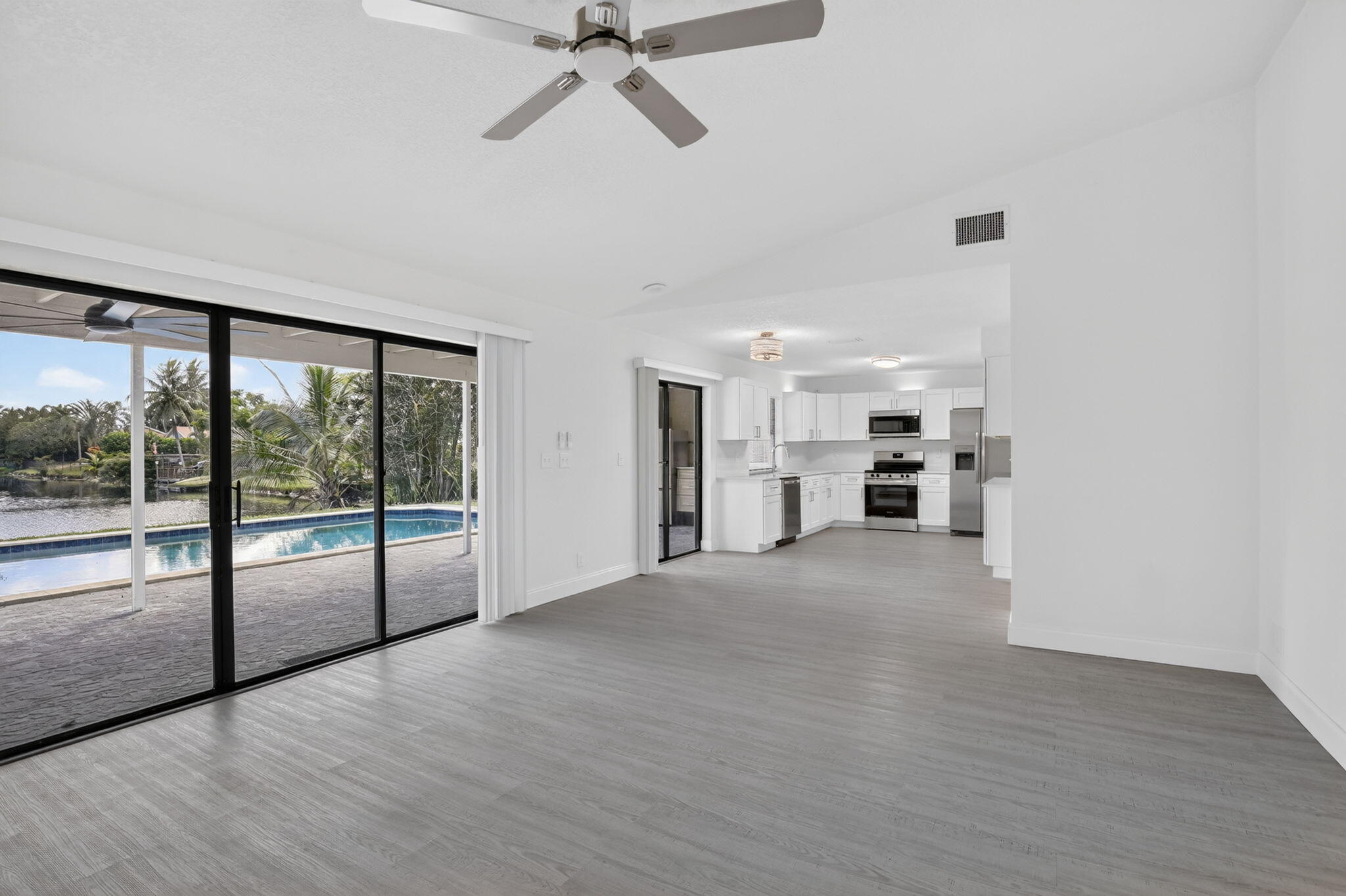 9820 NW 15TH Street