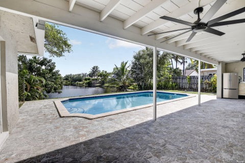 Tiny photo for 9820 NW 15TH Street, Plantation, FL 33322 (MLS # B26071590)