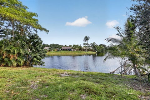 Tiny photo for 9820 NW 15TH Street, Plantation, FL 33322 (MLS # B26071590)