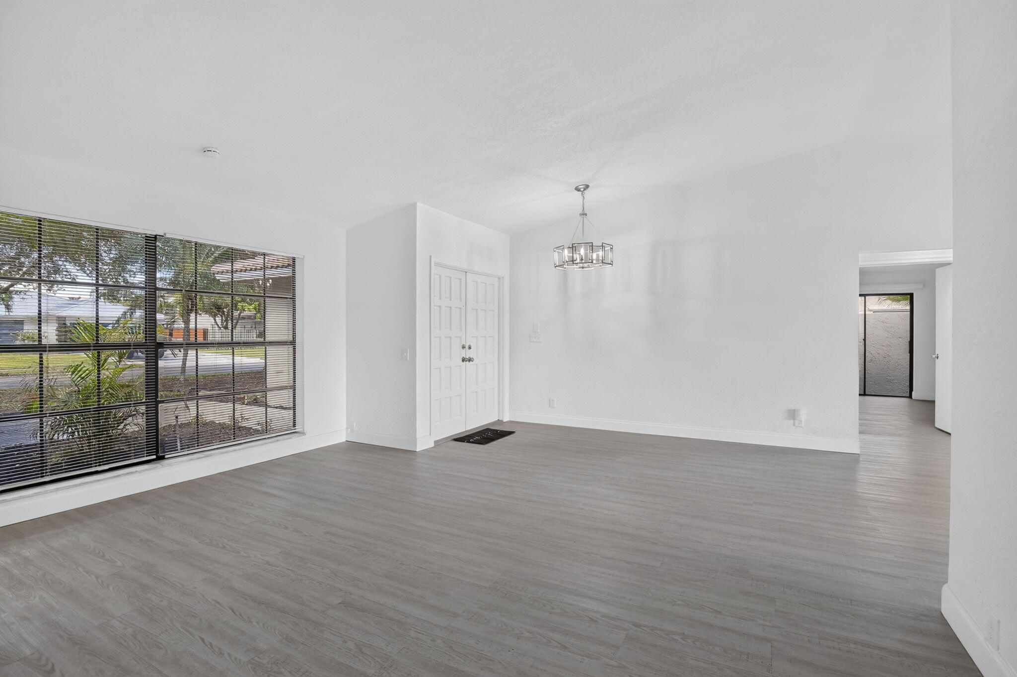 9820 NW 15TH Street