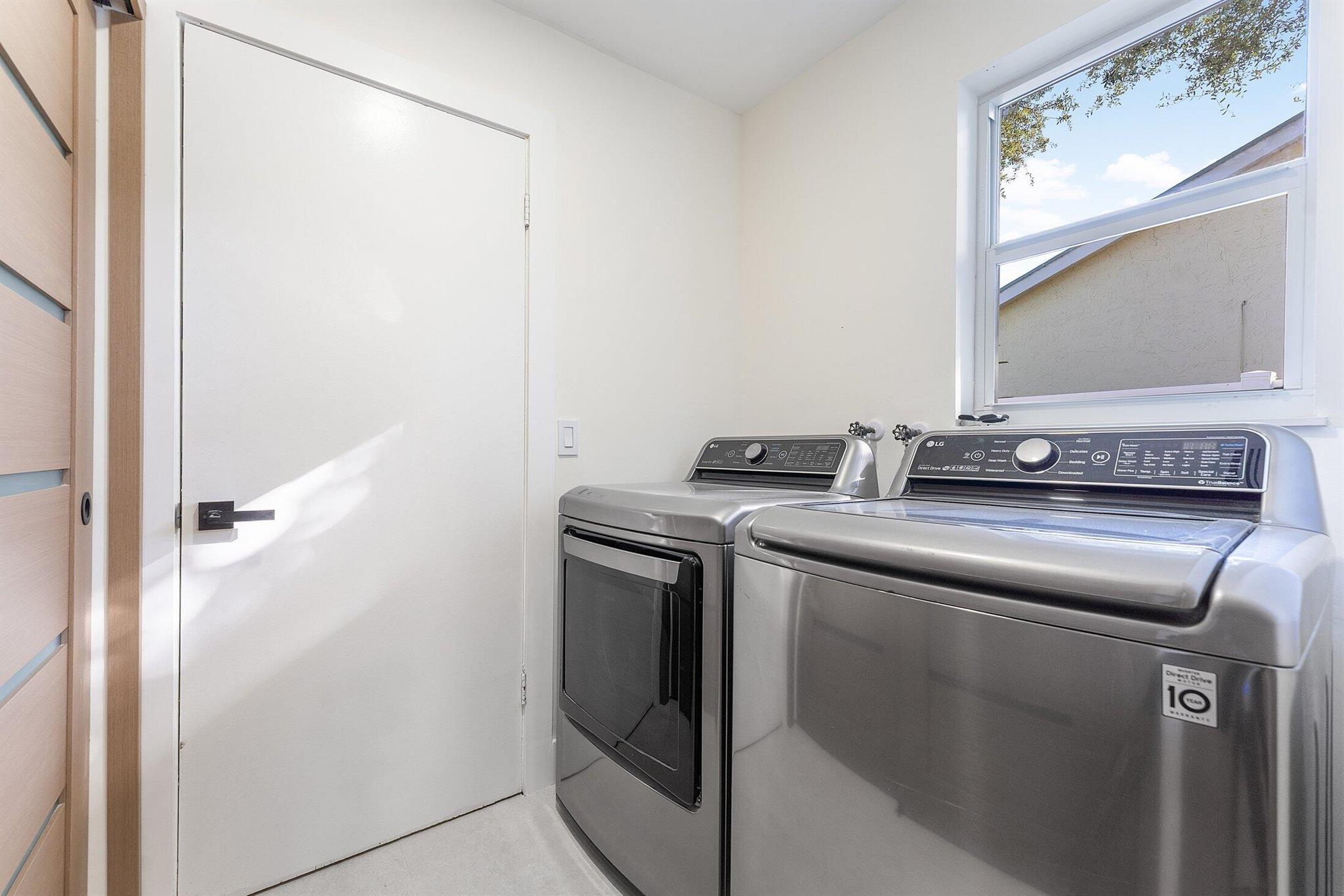 BOCA RATON SQUARE UNIT 18 - Residential