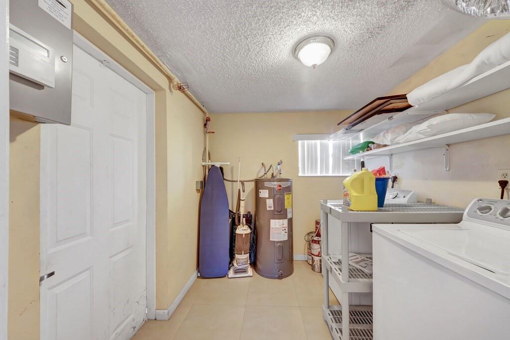 South Side Park 22-18 B - Residential Lease