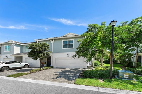 Tiny photo for 562 PARSONS Way, Deerfield Beach, FL 33442 (MLS # B26080318)