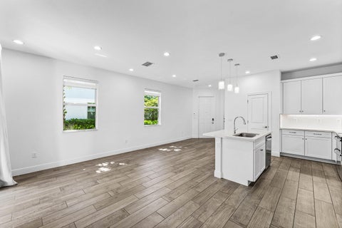 Tiny photo for 562 PARSONS Way, Deerfield Beach, FL 33442 (MLS # B26080318)