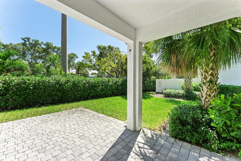 Tiny photo for 562 PARSONS Way, Deerfield Beach, FL 33442 (MLS # B26080318)