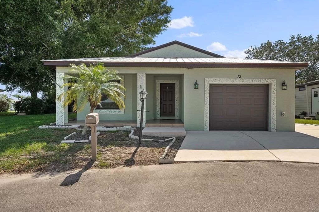Photo of 12 Julia, Fort Pierce, FL 34951 (MLS # R10939966)