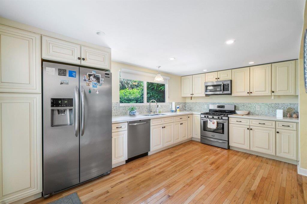 LAKE WORTH TOWN OF - Residential