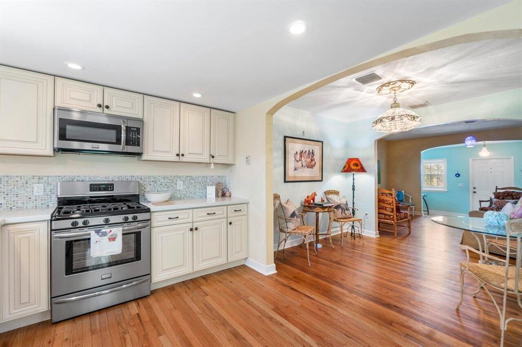 LAKE WORTH TOWN OF - Residential