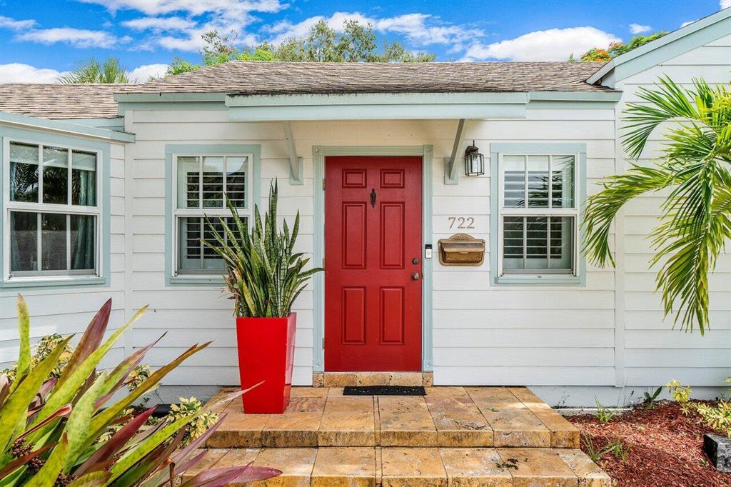 LAKE WORTH TOWN OF - Residential