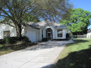 Well maintained Divosta Home on the Preserve. Fenced yard, screened patio great view of the Preserve. Located in the lovely gated community of The Preserve of Hobe Sound. Heated community pool, lighted tennis courts, bocce ball, wide sidewalks, streetlights, and a soothing waterfall entrance. Near schools, shopping, restaurants, beaches, boat launches and several golf courses. Lost Lake Golf and club memberships available.
