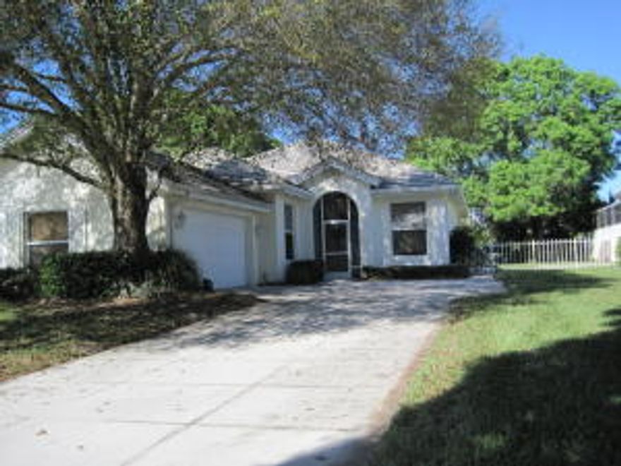 Well maintained Divosta Home on the Preserve. Fenced yard, screened patio great view of the Preserve. Located in the lovely gated community of The Preserve of Hobe Sound. Heated community pool, lighted tennis courts, bocce ball, wide sidewalks, streetlights, and a soothing waterfall entrance. Near schools, shopping, restaurants, beaches, boat launches and several golf courses. Lost Lake Golf and club memberships available.