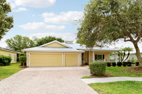 Photo of 654 NE Little Kayak Point, Port Saint Lucie, FL 34983 (MLS # B26036620)