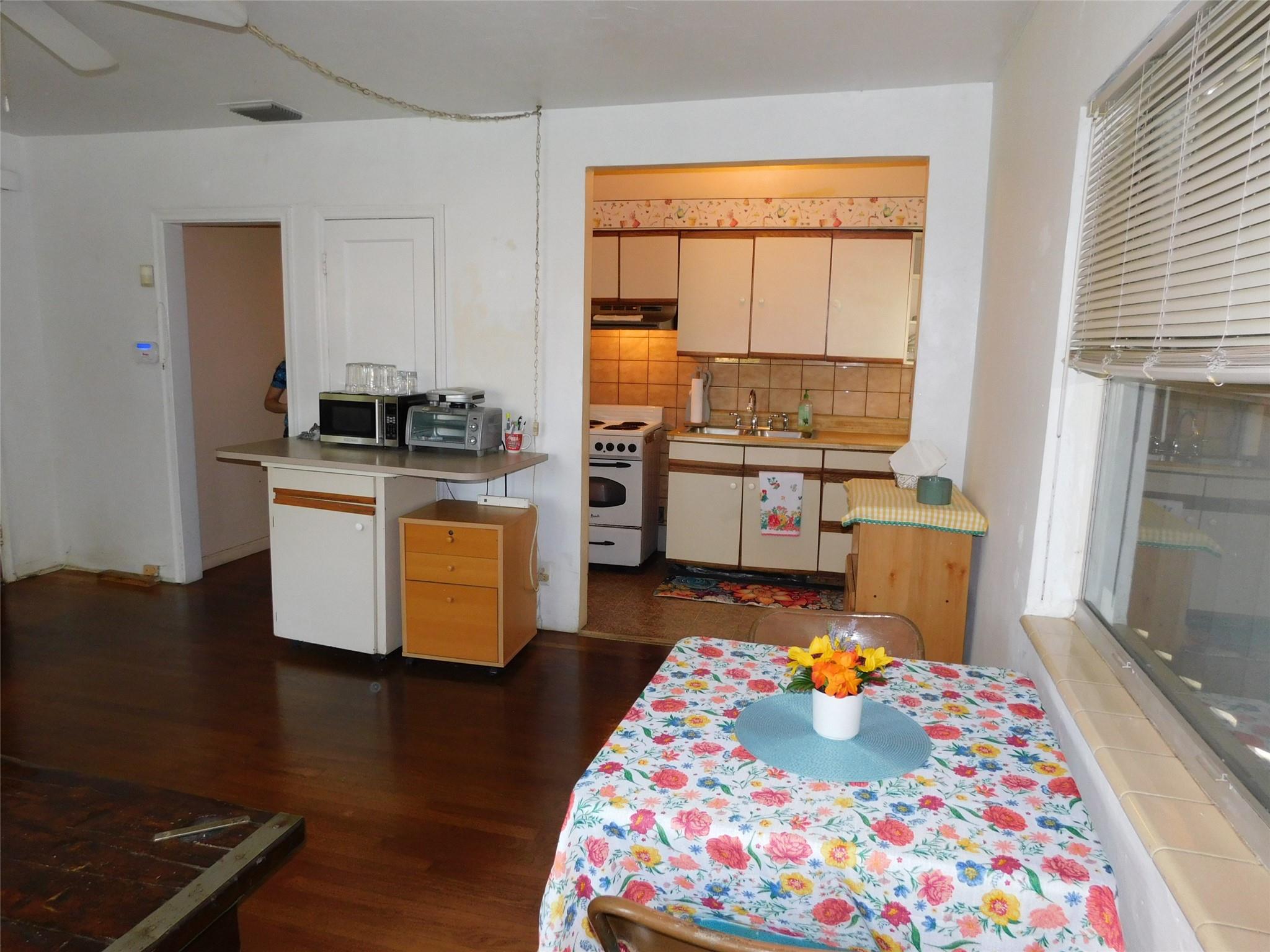 Sunset Trails 16-13 B - Residential