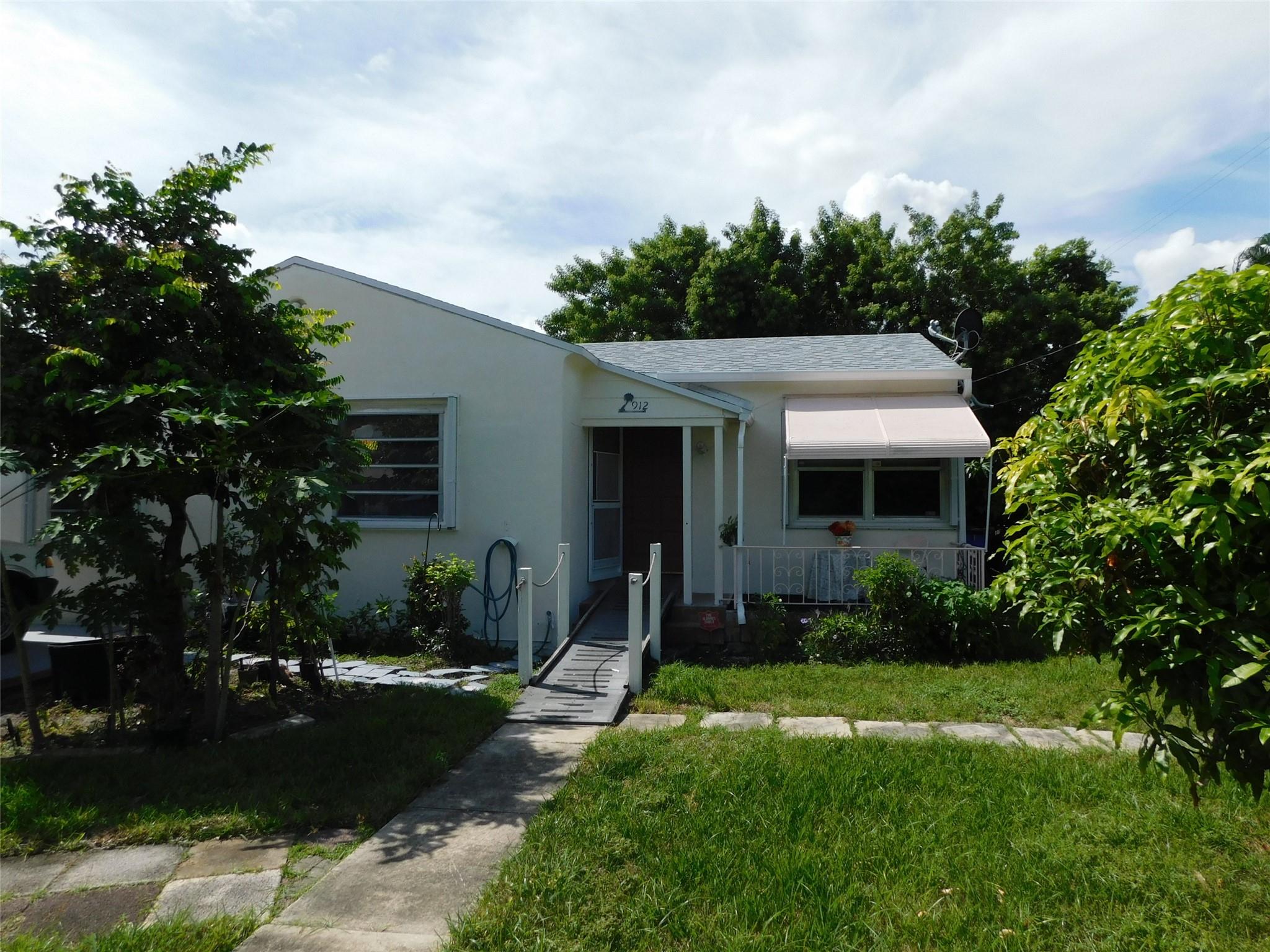 Sunset Trails 16-13 B - Residential